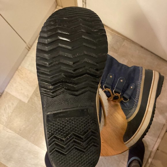 Sorel Joan of Arctic Boots - Picture 2 of 3